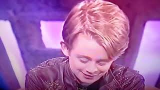 Macaulay Culkin Interview 2000 [upl. by Ennasil]