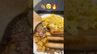 Holiday Inn Express Windsor Breakfast 🔥🔥🔥👌🏾bigback foodie food breakfast foodreview viral [upl. by Browning]