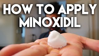 How to Apply Minoxidil Rogaine [upl. by Lil]