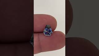 SRILANKAN AM16 BICOLOUR SAPPHIRE 194 CT sapphire bicolour geometriccut gemstone fyp usa [upl. by Canica]