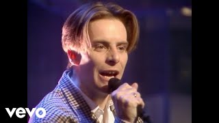 Deacon Blue  Real Gone Kid Live from Top of the Pops 10111988 [upl. by Davidde]