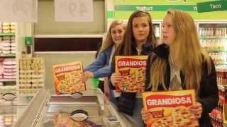 Grandiosa Lørdagspizza reklame  Lierbyen Skole 10AB 2015 [upl. by Llertnek]