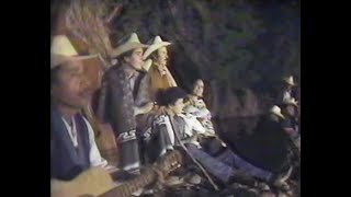 ANTONIO AGUILAR SU FAMILIA Y SUS CAMPESINOS CANTAN quotUNA NOCHE SERENA Y OSCURAquot [upl. by Neeruam]