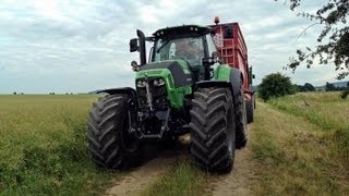 Gras Häckseln mit Claas Jaguar 950 und John Deere 7530 HD [upl. by Jair940]