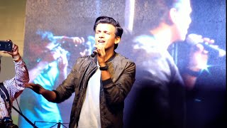 Mohabbatein Lutaunga by Abhijeet Sawant in Nashik  Dahi Handi Utsav 2018  Manasi Naik [upl. by Ailimac]