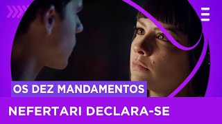 Nefertari declara o seu amor a Moisés  Os Dez Mandamentos [upl. by Eralcyram]