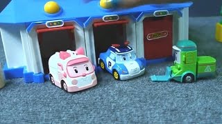 Kinderfilm  Robocar Poli  Wir bauen eine Recyclinganlage [upl. by Ferd561]