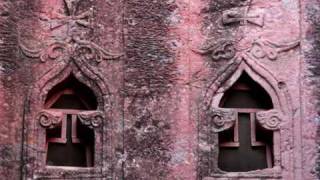 Le chiese Copte scavate nella roccia Lalibela  12  Inno a Iside Inni Copti [upl. by Guthrey289]