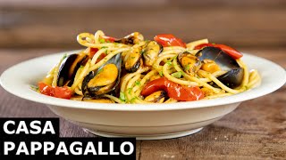 Spaghetti con le cozze S3  P127 [upl. by Heber]