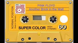 Pink Floyd Anther Brick the wall ao som de fita K7 [upl. by Tonina957]