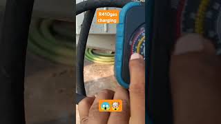 R410 Gas ⛽ charging 😱🤯youtubeshorts vairal😯video 😲 [upl. by Vano]