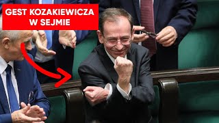 Gest Kozakiewicza w Sejmie Cierpliwość Hołowni wystawiona na próbę [upl. by Thaddus651]