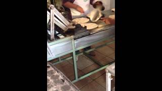 PRENSA Y COMAL PARA TORTILLAS DE HARINA [upl. by Sokairyk]