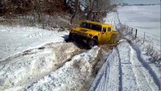 hummer H1 snowy slope [upl. by Mallissa]