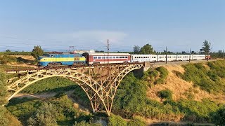 Traslado a Santiago de automotor AEL37 para su resguardo y restauración  Puente Río Claro [upl. by Ossy723]