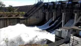 Wivenhoe Dam Spilling [upl. by Nedak]