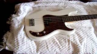 Fender Precision Bass replica [upl. by Andaira]