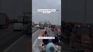 Pont dAquitaine Bordeaux  Les agriculteurs en colère  viralvideo reels media manifestation [upl. by Xirtaeb]