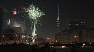 Silvesternacht in Berlin Mehr als 230 Festnahmen [upl. by Anitnahs]