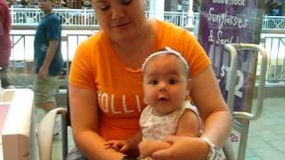 Briannas earrings  Baby getting ears pierced  Claires  Poniendo aretes a Brianna [upl. by Corilla]