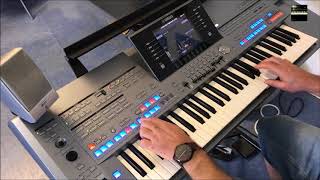 Swing Medley  Yamaha Tyros 5 [upl. by Holcomb]