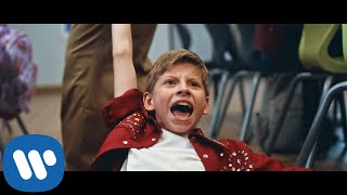 Mason Ramsey  Twang Official Music Video [upl. by Tima]