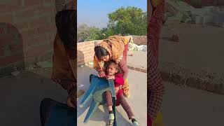 Samiti ka pair fas Gaya 🤣🤣funny shortsyoutubeshorts [upl. by Vastah]