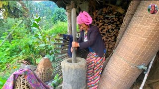 In the rural area of Nepal the old people of housework in the most perfect wayNepalRuralPlace [upl. by Nichy]