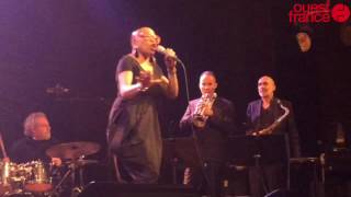 Dee Dee Bridgewater au Saveurs jazz festival [upl. by Sim]