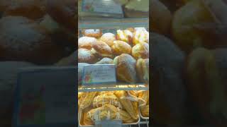 The most authentic amp fresh Malasadas at Kona Hawaii food hawaii bigisland [upl. by Flita]