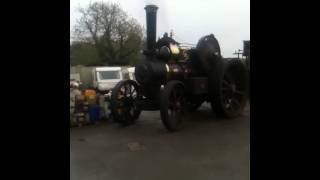 Traction Engine pulls container [upl. by Nivla]