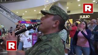 Banda Militar deleita en La Gran Plaza [upl. by Traweek514]