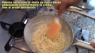 Pasta Cacio e Pepe trucco per farla perfetta [upl. by Redfield214]