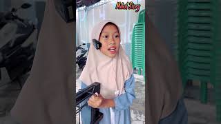 MANG IKIN BANTUIN TIAN MASANG PAGAR☺️🥰 trending comedy humorsegar funny shorts [upl. by Anirrehs]