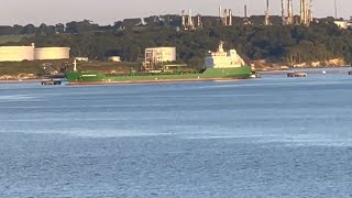 THUN LIVERPOOL Oil tanker offloading in Whitegate Cork Ireland [upl. by Maggy]