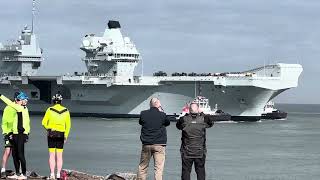 Binnenkomst Brits vliegkampschip HMS Prince of Wales in Rotterdam [upl. by Hsiwhem]