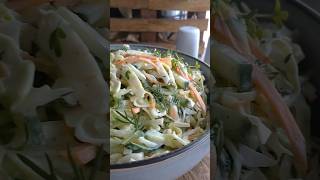 Spitzkohlsalat  Einfaches Rezept mit Möhre amp Gurke [upl. by Lerud]