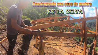 Así se construyen las tradicionales casas en la selva PE [upl. by Lanie]