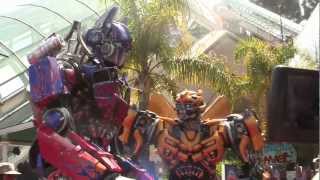 Optimus Prime amp Bumblebee as vehicles and robots at Transformers The Ride 3D grand opening [upl. by Aihsakal]