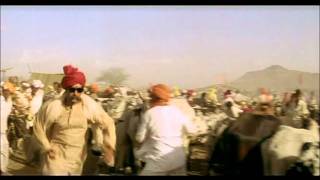 Khakee  Drama  Action Scene  Ajay Devgan  Aishwarya Rai  DCP Anant Chases Angre [upl. by Nuarb926]