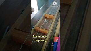 Sonometer Experimentshorts shortvideo physics resonsnce frequency [upl. by Eittol435]