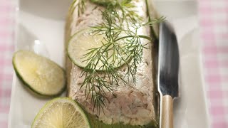 Recette  Terrine de saumon à lavocat [upl. by Anahgem]