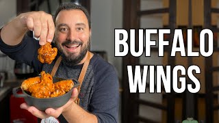 ¡Cómo hacer Alitas de Pollo Picantes  Receta Buffalo Wings [upl. by Niknar]