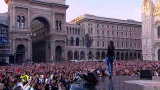 Laura Pausini  E Ritorno Da Te  Piazza del Duomo di Milano  Live HD [upl. by Groot]