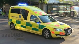 Utryckning i Falkenberg V70  XC70 ambulanser SE  72018 [upl. by Hellah]