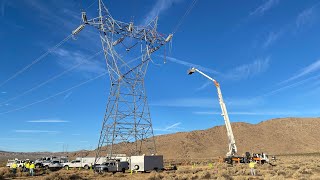 VIDEO SCE Crews Practice Barehanding on a Live 500 kV Line [upl. by Etnauq]