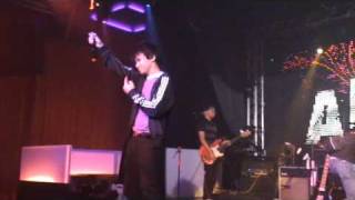 Sponge Cola Live in Singapore 2009  Kiss The RainCrazy For You [upl. by Wonacott844]