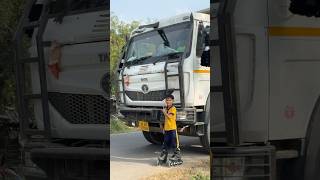 Skating karne ke liye road banva rha shorts skating advik viral [upl. by Adiell]