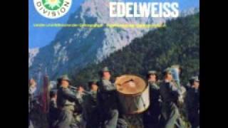 Bayerischer Defiliermarsch Musikkorps der 1 Gebirgsdivisionwmv [upl. by Ames]