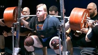 Equipped vs Raw Powerlifting [upl. by Ailbert]